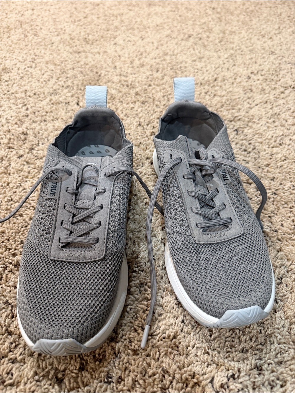 Men's Gray Knit Slip-On Golf Shoes with Cushioned Sole - worn once